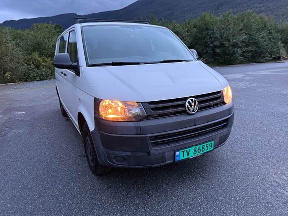 Volkswagen Transporter 4 of 30
