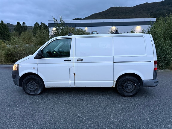 Volkswagen Transporter 14 of 30