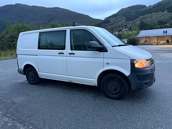 Volkswagen Transporter 6 of 30