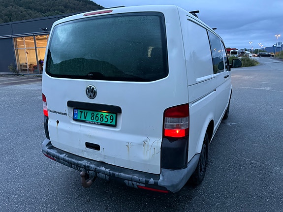 Volkswagen Transporter 9 of 30