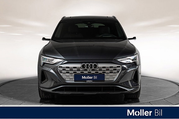 Audi Q8 e-tron 6 of 18