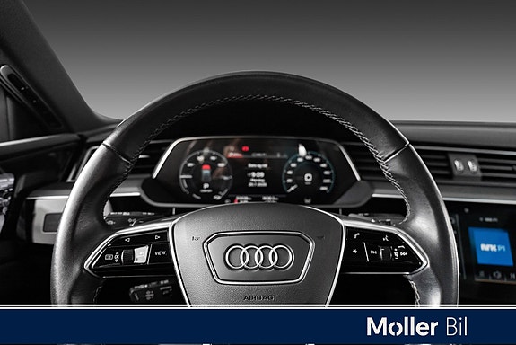 Audi Q8 e-tron 9 of 18