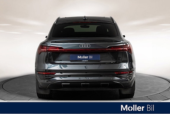 Audi Q8 e-tron 5 of 18