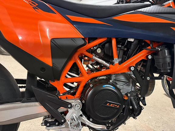 KTM 690 SMC 5 of 10