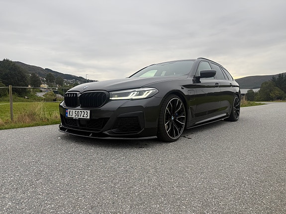 BMW 530e 16 of 18
