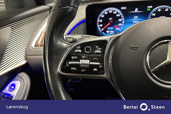 Mercedes-Benz EQC400 16 of 30
