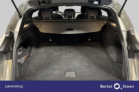 Mercedes-Benz EQC400 27 of 30
