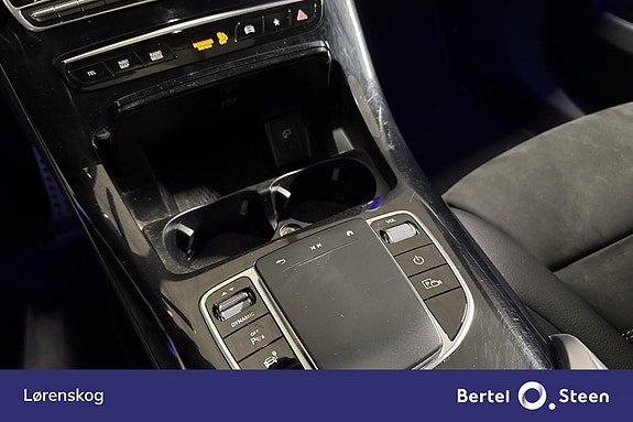 Mercedes-Benz EQC400 26 of 30