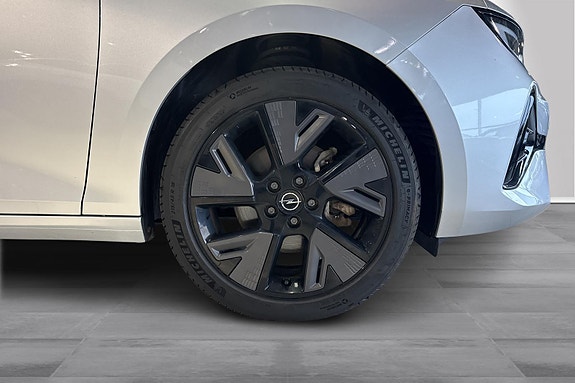 Opel Astra-e 24 of 25
