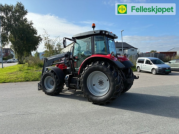 Massey Ferguson 5613 Dyna-4 med Ålø laster 5 of 15