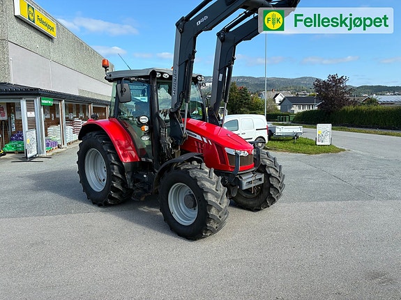 Massey Ferguson 5613 Dyna-4 med Ålø laster 8 of 15