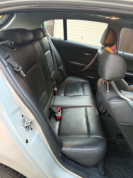 BMW 120d 4 of 7