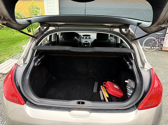 Peugeot 308 6 of 11