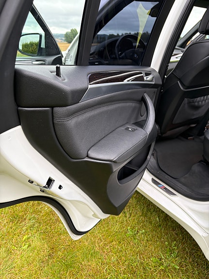BMW X5 13 of 30