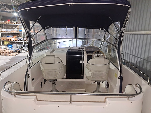 Aquador 25  Selges uten motor(Henger Følger Ikke Med) 4 of 18