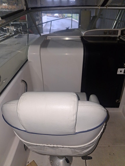 Aquador 25  Selges uten motor(Henger Følger Ikke Med) 7 of 18