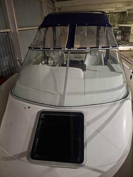 Aquador 25  Selges uten motor(Henger Følger Ikke Med) 3 of 18