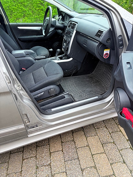 Mercedes-Benz B180 d 15 of 17