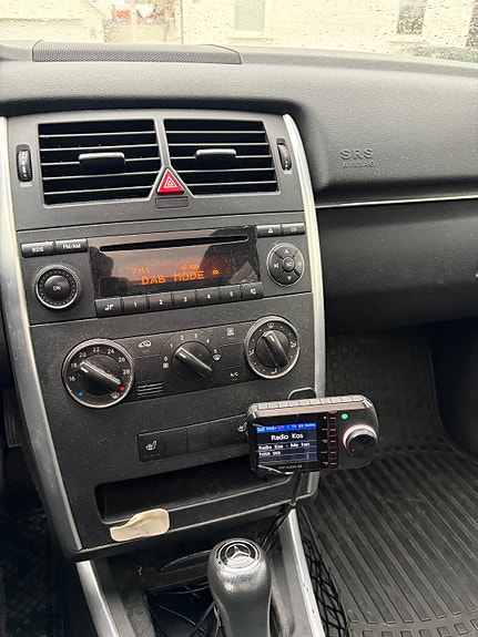 Mercedes-Benz B180 d 13 of 17