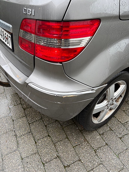 Mercedes-Benz B180 d 7 of 17