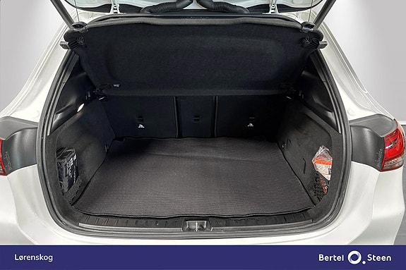 Mercedes-Benz EQA250 26 of 29