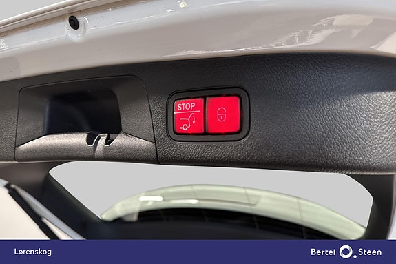 Mercedes-Benz EQA250 28 of 29