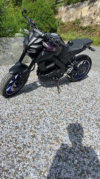 Yamaha MT-125 7 of 8