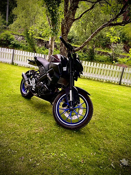 Yamaha MT-125 4 of 8