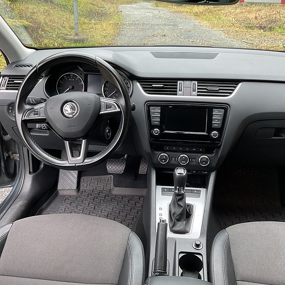 Skoda Octavia 15 of 30