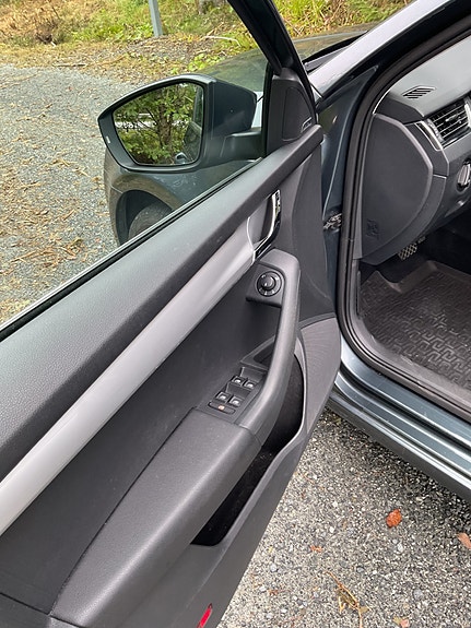 Skoda Octavia 9 of 30