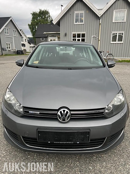 Volkswagen golf 2 of 23