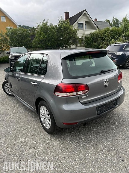 Volkswagen golf 4 of 23