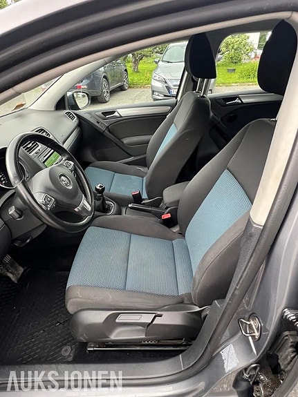 Volkswagen golf 14 of 23