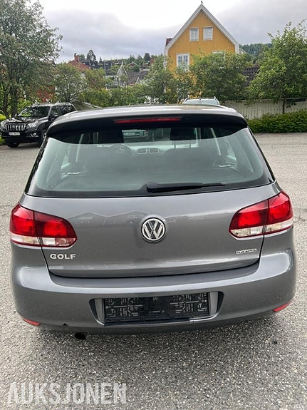 Volkswagen golf 5 of 23