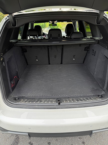 BMW iX3 26 of 28