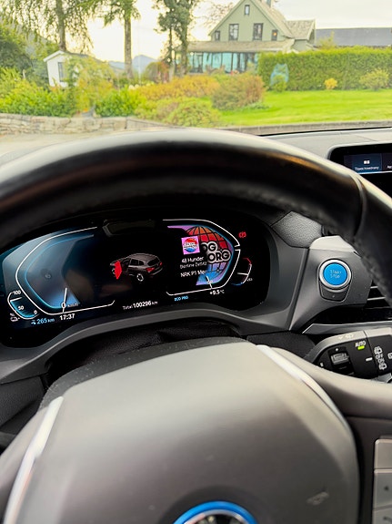 BMW iX3 15 of 28
