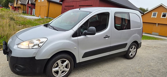 Peugeot Partner 12 of 13