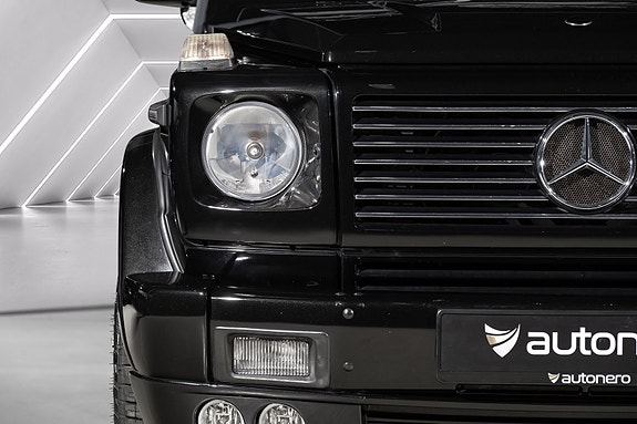 Mercedes-Benz G55 5 of 30
