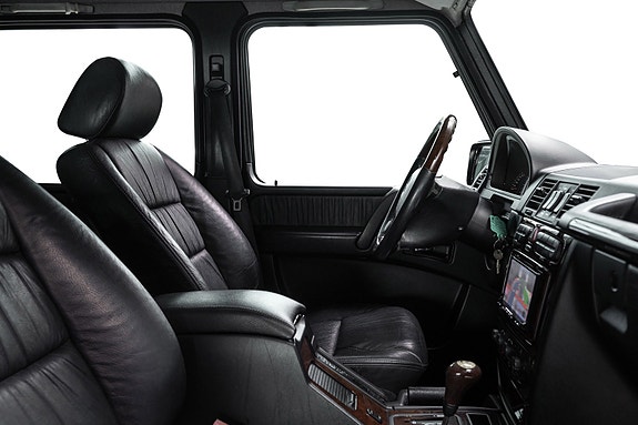 Mercedes-Benz G55 24 of 30