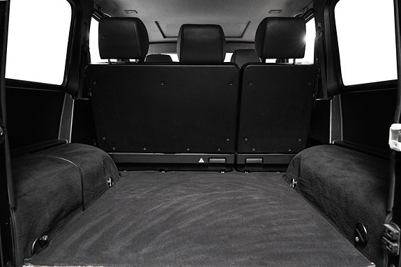 Mercedes-Benz G55 30 of 30