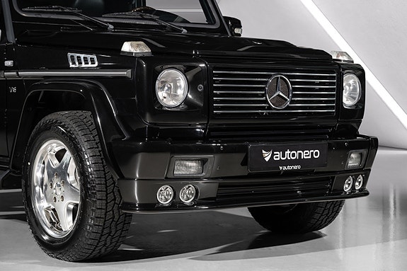 Mercedes-Benz G55 7 of 30