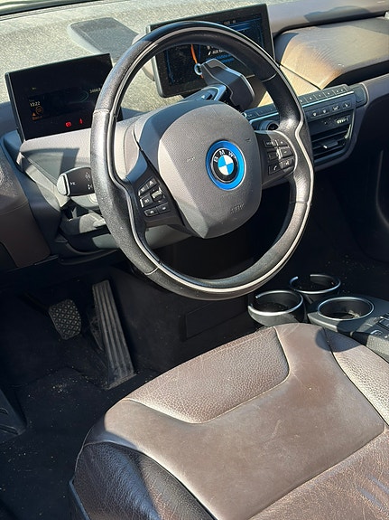 BMW i3 6 of 7