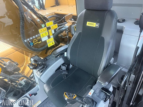 Cat 326F 10 of 28