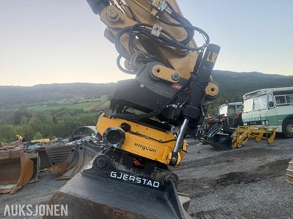 Cat 326F 17 of 28