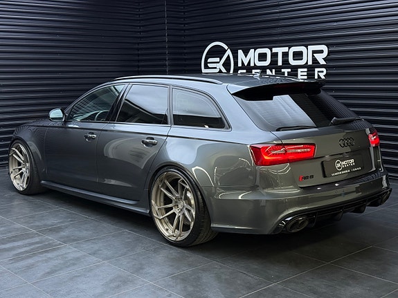 Audi RS6 3 of 30
