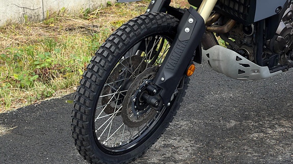 Yamaha Tenere 700 Toppboks / Ekstralys / Varmehåndtak / Nye dekk 7 of 17