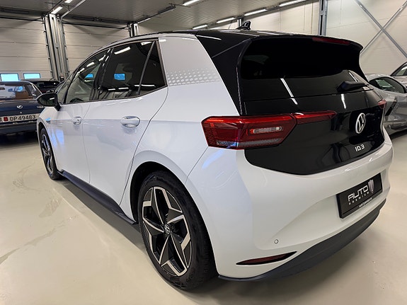 Volkswagen ID.3 4 of 30