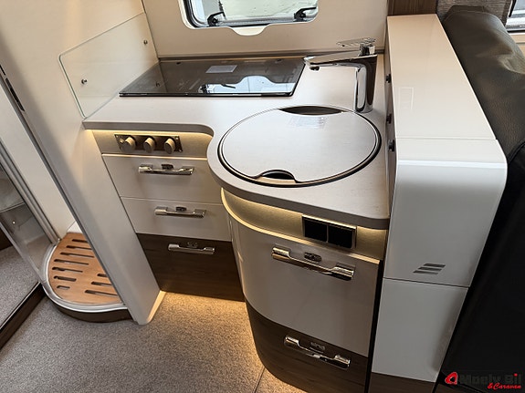 Hymer B 790 ML-HYDRAULISKE STØTTEBEN-AC I BODEL-STOR BATTERIPAKKE-INVERTER-HENGERFESTE++ 21 of 30