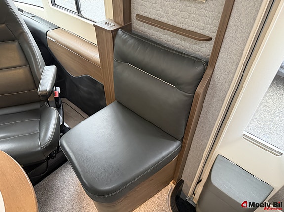 Hymer B 790 ML-HYDRAULISKE STØTTEBEN-AC I BODEL-STOR BATTERIPAKKE-INVERTER-HENGERFESTE++ 16 of 30