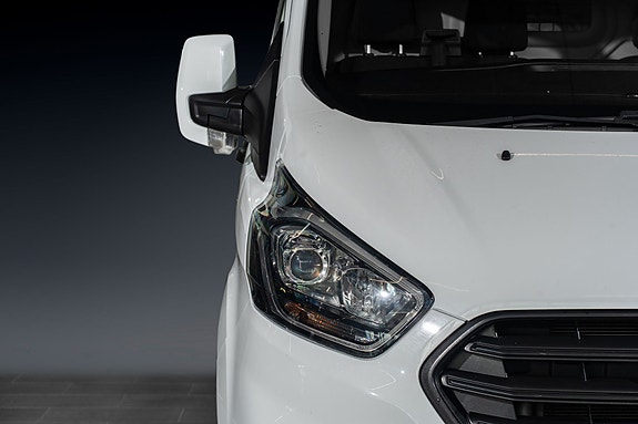 Ford Transit Custom 9 of 25